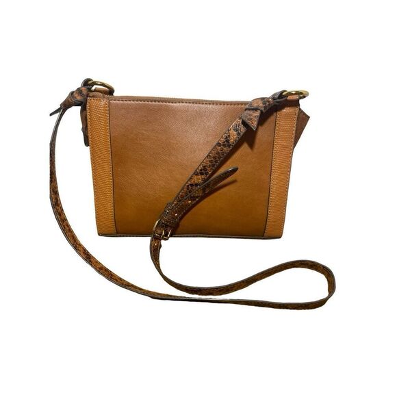 Rachael Zoe Croasbody - Picture 3 of 7